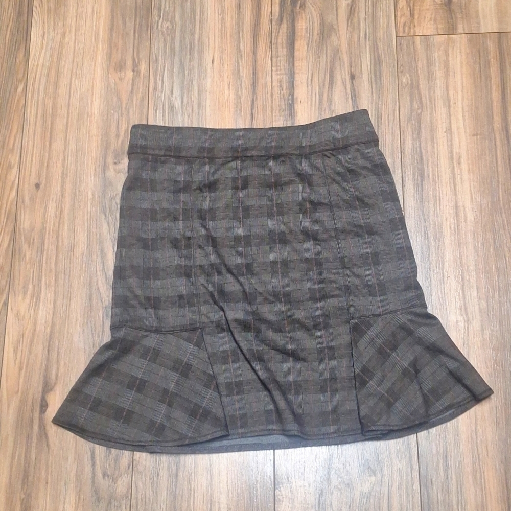 Plaid mid length skirt